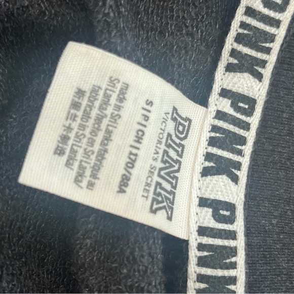 PINK Victoria's Secret Bundle, sweatshirt & 2 pairs of sweats - Picture 4 of 13